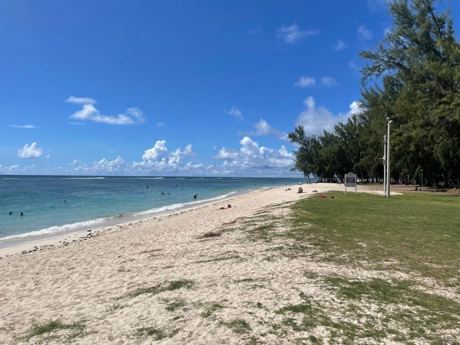Beachfront Coziness Flic en Flac Bagian luar foto